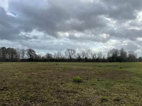 000 County Road 2367, Liberty, TX 77575