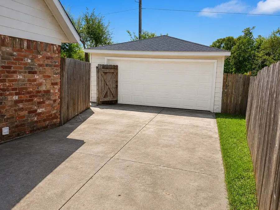 12527 Huntington Venture Drive, Houston, TX 77099 - #3