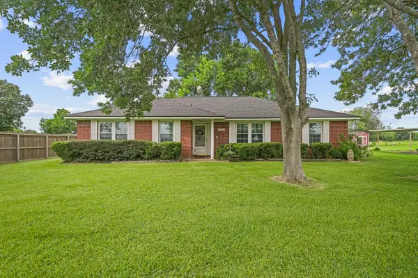 4911 Brister Parkway, Rosharon, TX 77583