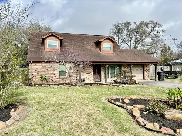 3308 Avenue B, Nederland, TX 77627