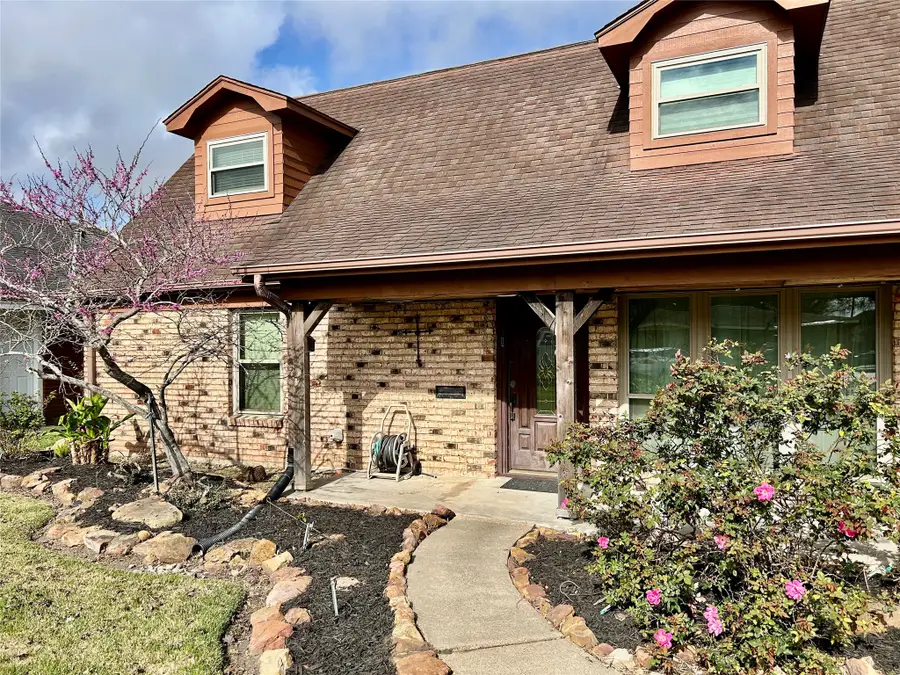3308 Avenue B, Nederland, TX 77627 - #3