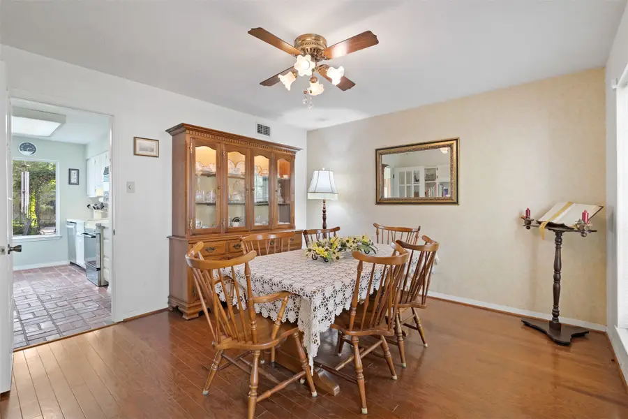 5311 Green Springs Drive, Houston, TX 77066 - Image #2