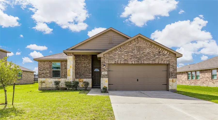 213 Kickapoo Drive, Anahuac, TX 77514 - #3