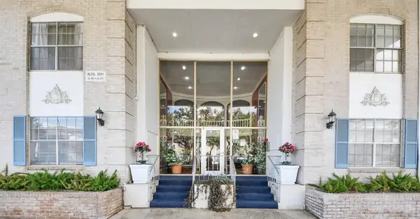 2601 Bellefontaine Street #B219, Houston, TX 77025