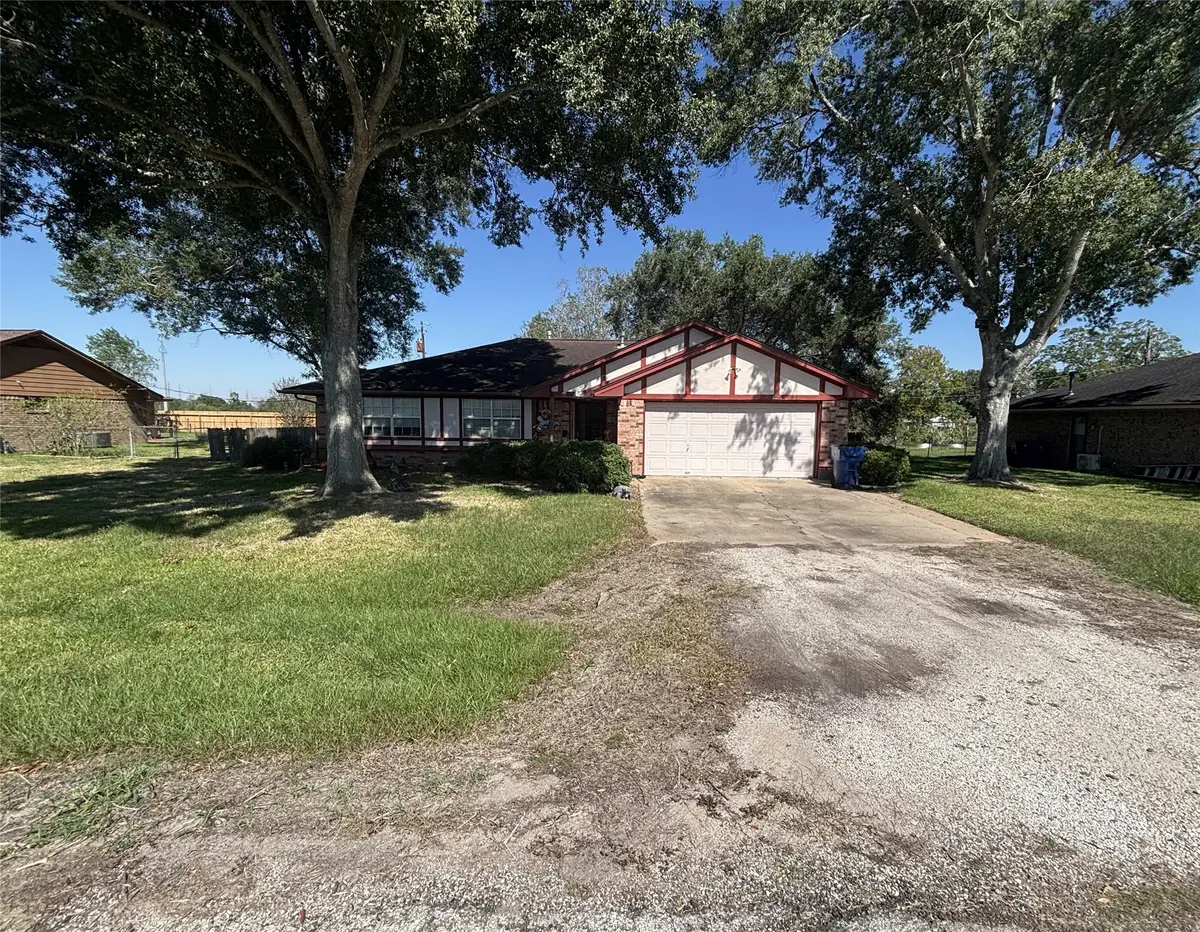512 Francis Street, West Columbia, TX 77486 - #1