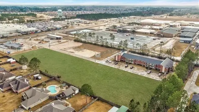 121 N Lhs Drive, Lumberton, TX 77657 - #3