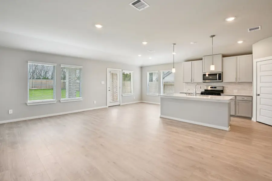 6436 Green Clover Lane, Pearland, TX 77584 - Image #3