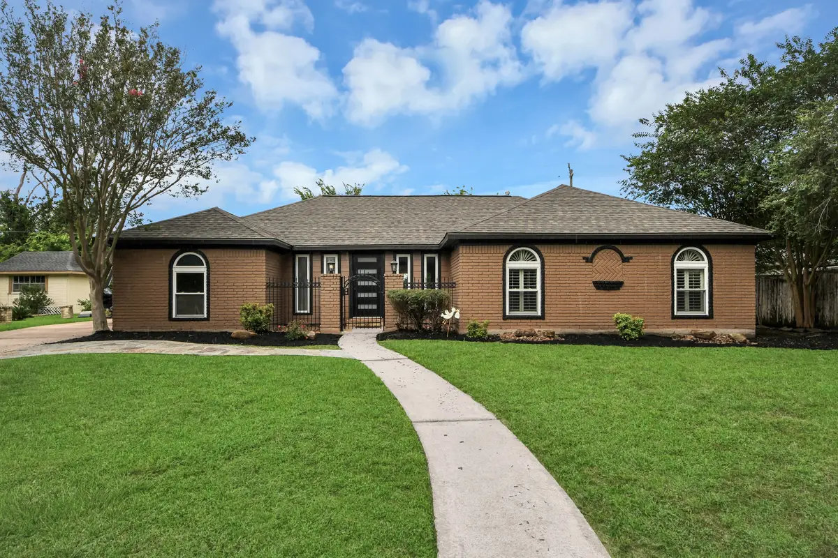 7822 Maple Tree Drive, Houston, TX 77088 - #1