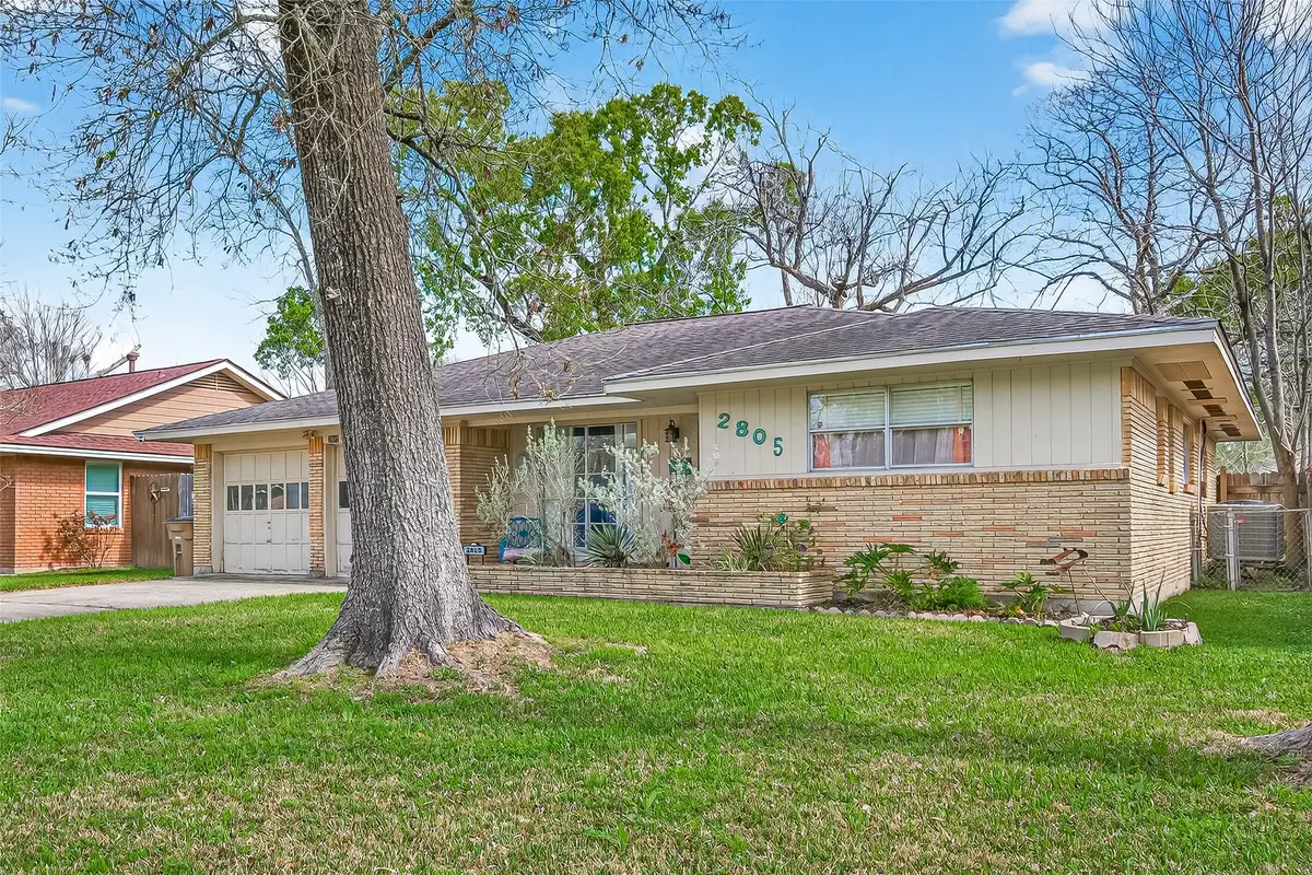 2805 Woodlawn Street, Dickinson, TX 77539 - #1