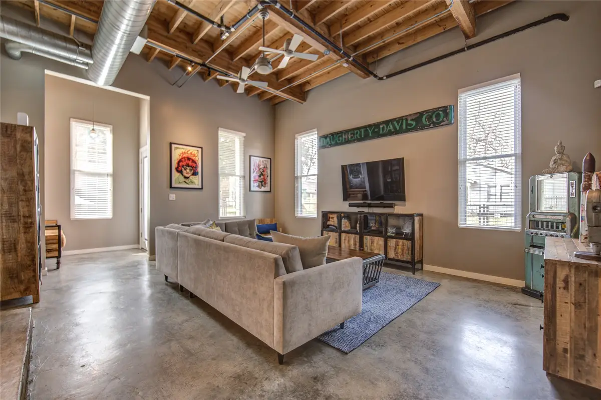 902 E 27th Street, Houston, TX 77009 - #1