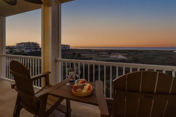 26511 Mangrove Drive #202, Galveston, TX 77554
