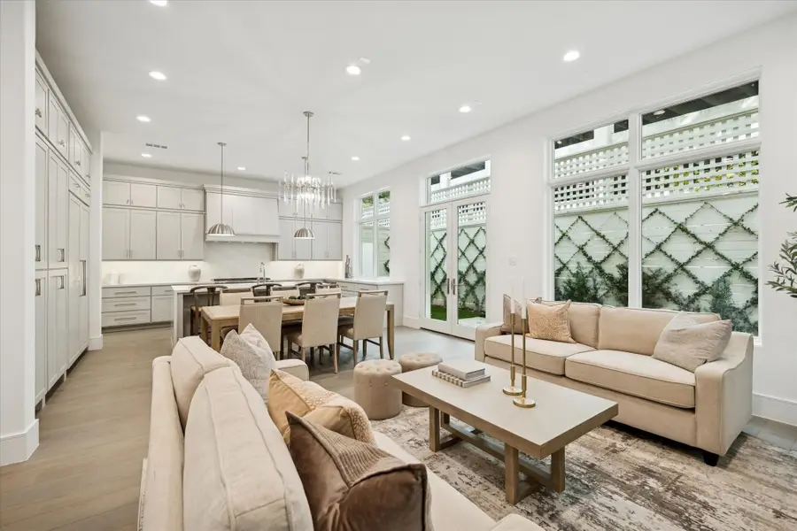 19 Wentworth Gate Path, Houston, TX 77027 - #2