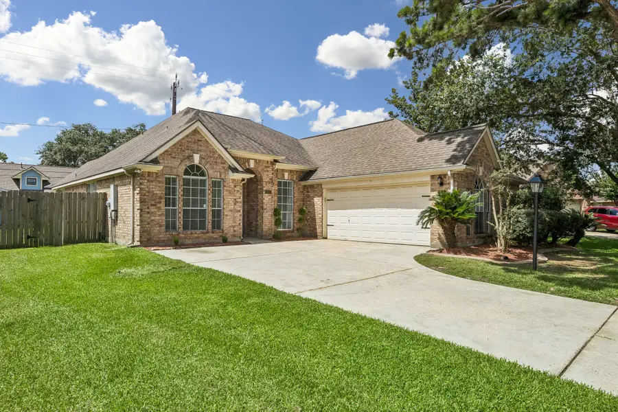1929 Florida Drive, Seabrook, TX 77586 - #2