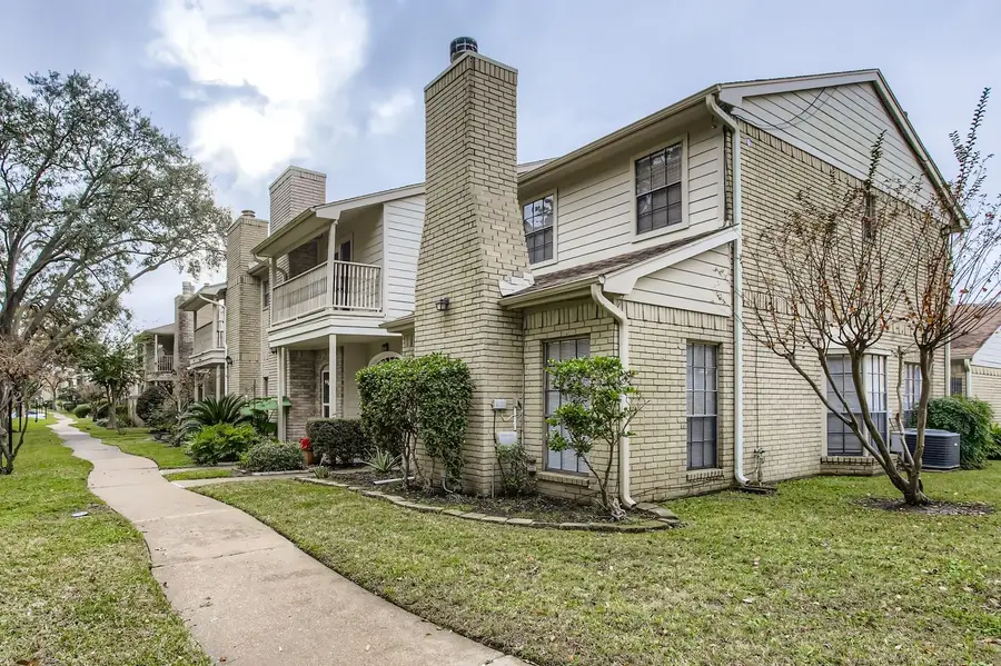 800 Country Place Drive #408, Houston, TX 77079 - Image #2