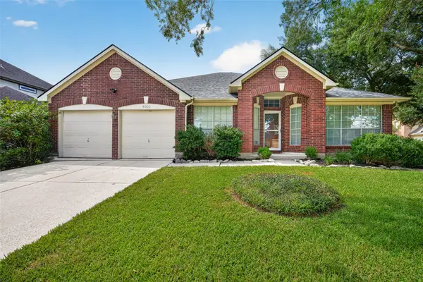 4802 Widerop Lane, Friendswood, TX 77546