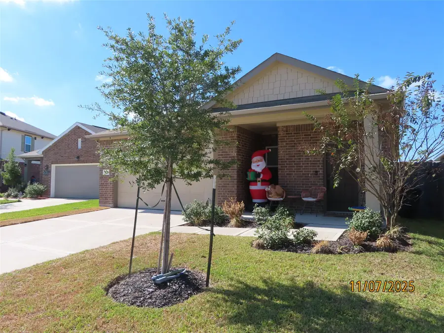 7127 Kason Falls Court, Houston, TX 77049 - Image #2