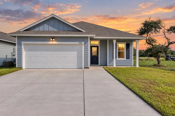 1942 Shellbank Avenue, Aransas Pass, TX 78336