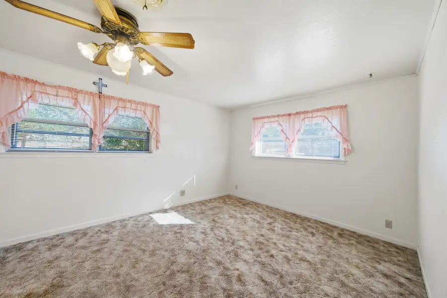 211 Frances Street, Cleveland, TX 77328 - Image #3