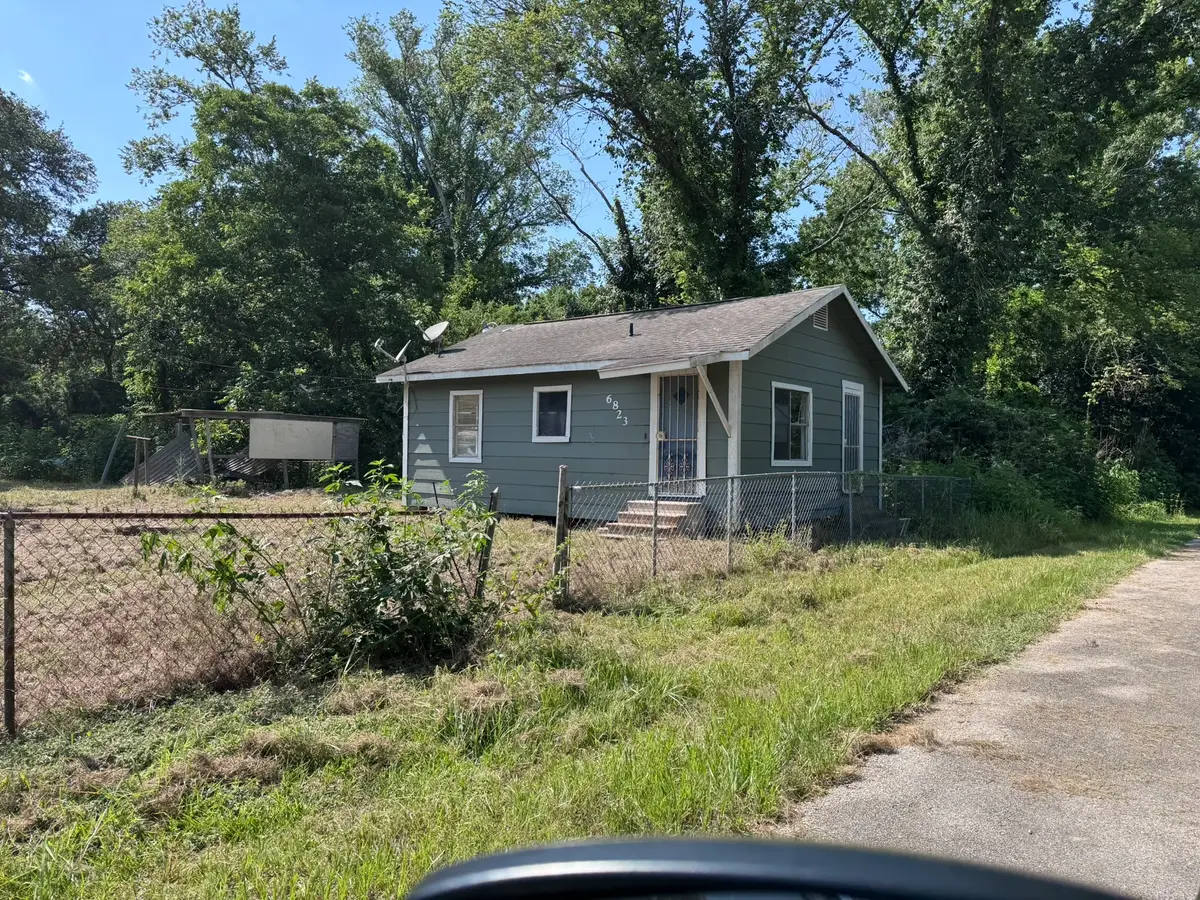 6823 Isla Road, Brookside Village, TX 77581 - #1
