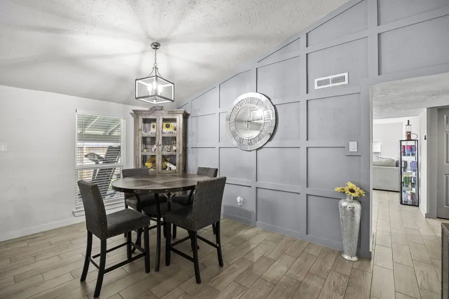 14622 Lea Valley Drive, Houston, TX 77049 - Image #2