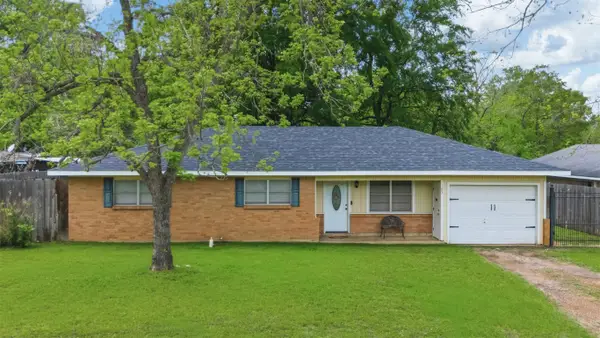 105 Lakeway Drive, Crockett, TX 75835