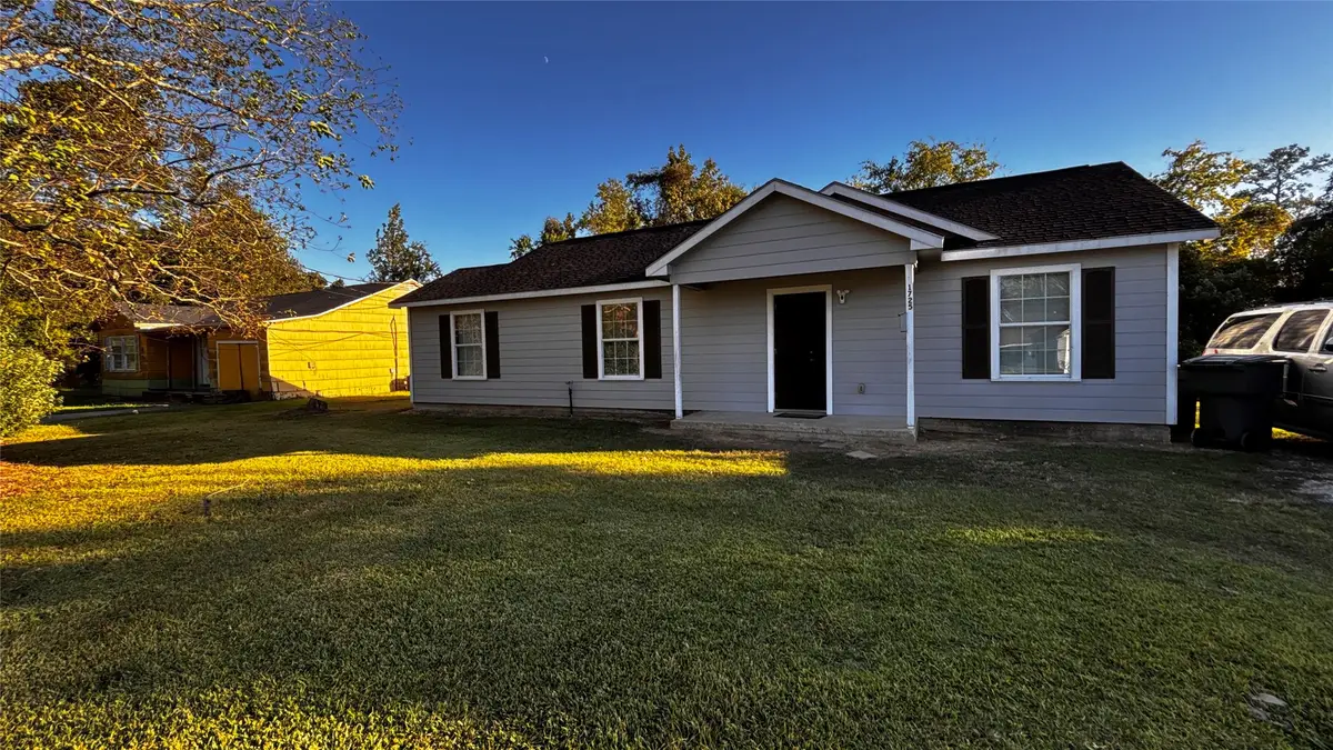 1725 Rivercrest Street, Beaumont, TX 77703 - Image #1