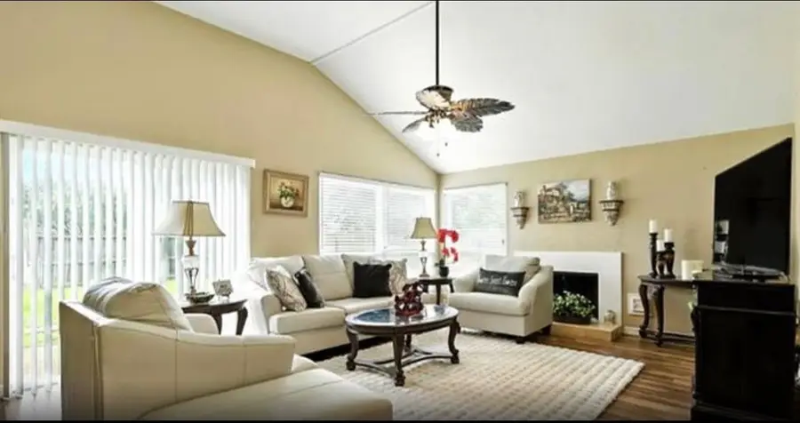 5054 Kleinway Drive, Houston, TX 77066 - #2