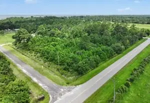 1166 Channelview Rd, Anahuac, TX 77514 - #1