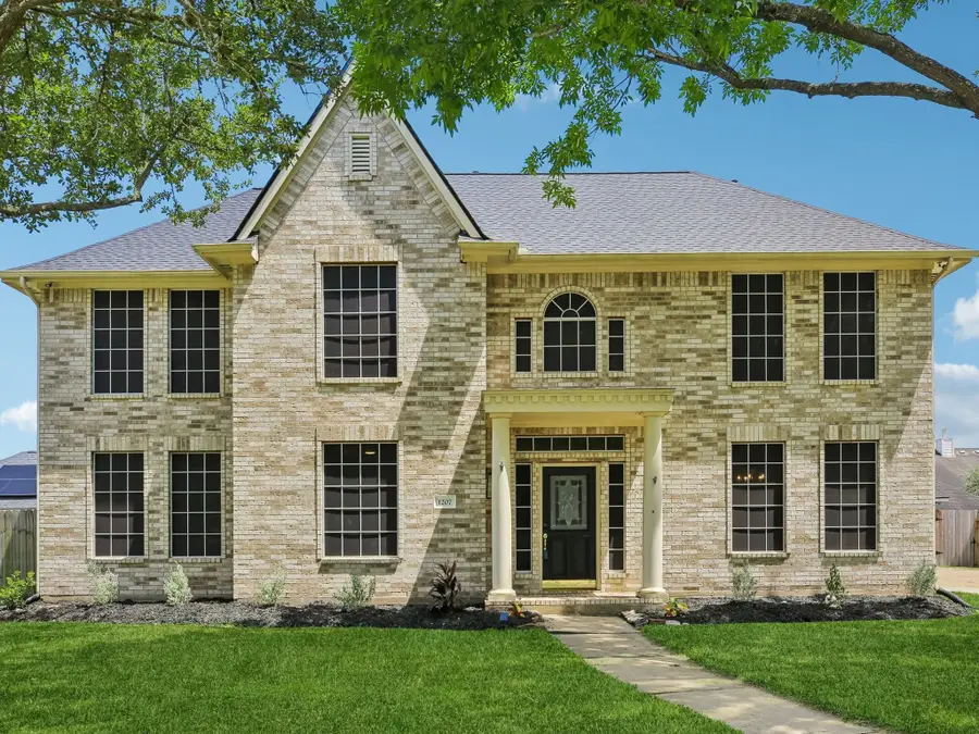 1207 Peregrine Drive, Friendswood, TX 77546 - #2