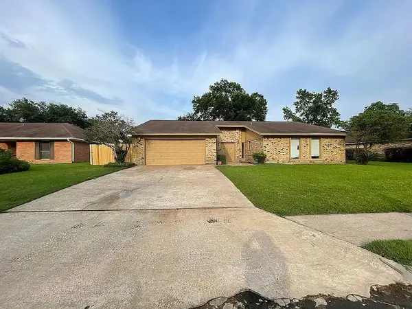 1070 Shakespeare Drive, Beaumont, TX 77706