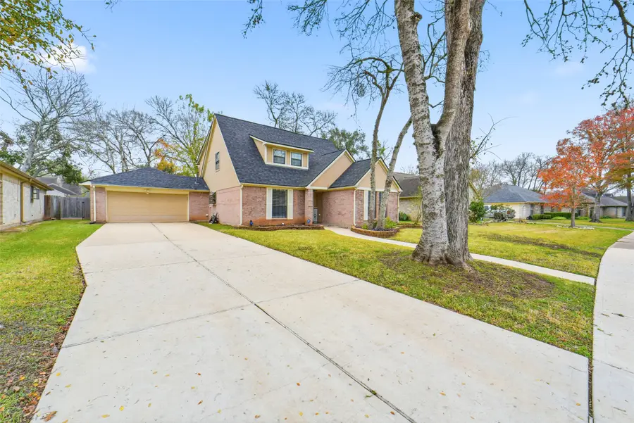 1306 Carriage Drive, Richmond, TX 77406 - Image #2