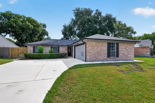 822 Shadwell Drive, Houston, TX 77062