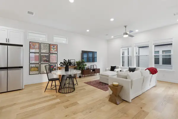 714 W Donovan Street #A, Houston, TX 77091