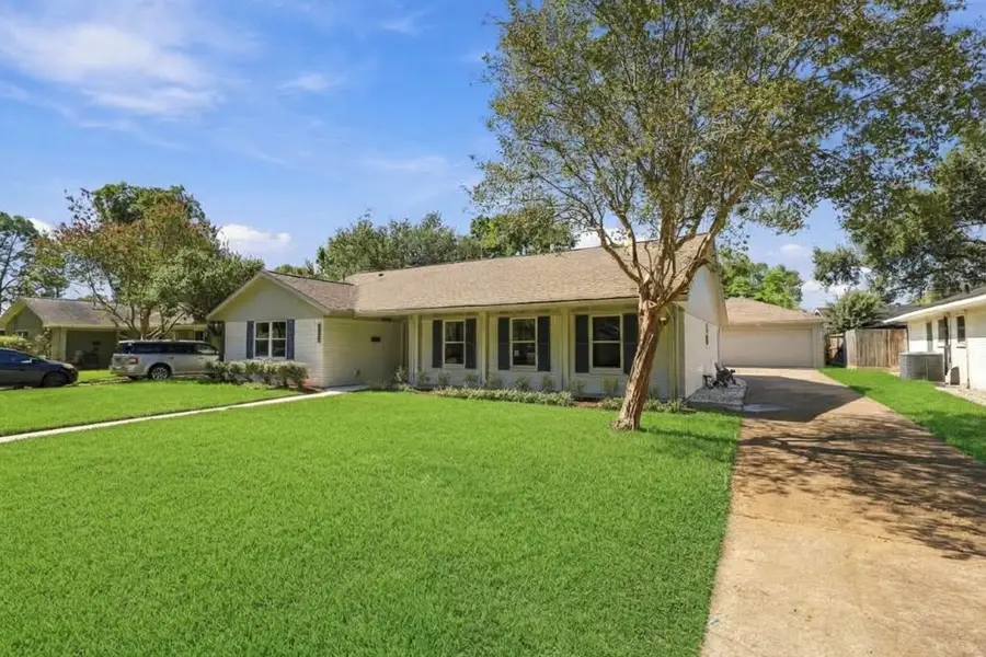 5227 Kinglet Street, Houston, TX 77035 - #2