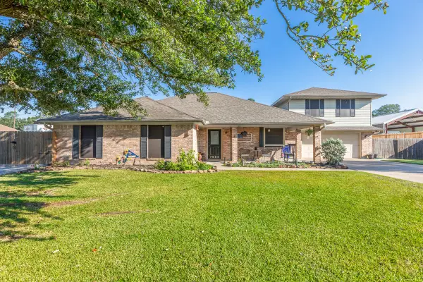 7684 Boardwalk, Lumberton, TX 77657
