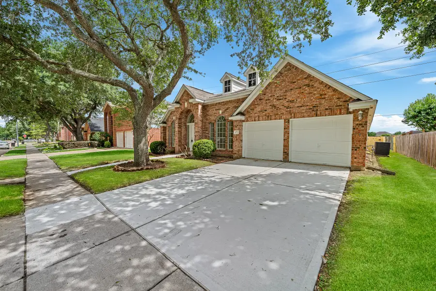 16119 Mission Glen Drive, Houston, TX 77083 - #2
