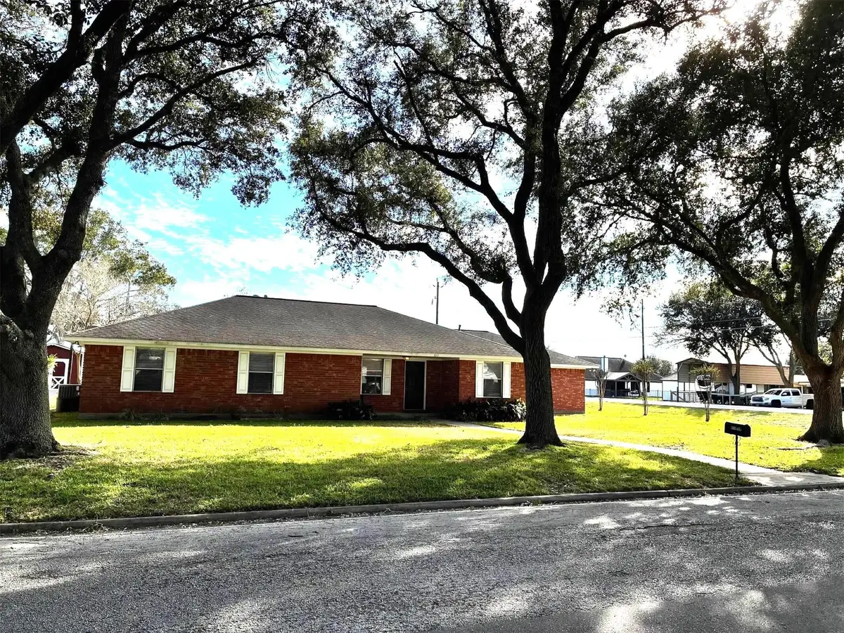611 Todd Street, East Bernard, TX 77435 - #1