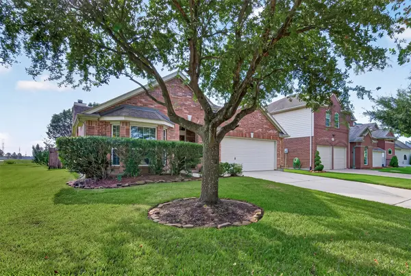 11743 Berkway Trail, Houston, TX 77065