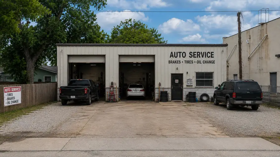 2607 23rd Street, Dickinson, TX 77539 - #3
