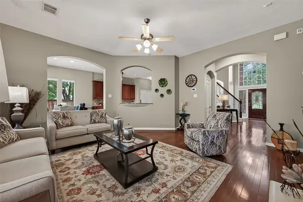 6806 Peatwood Way, Sugar Land, TX 77479