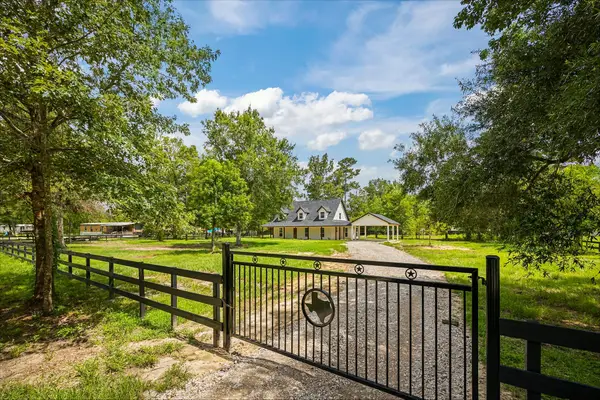 1656 County Road 6479, Dayton, TX 77535