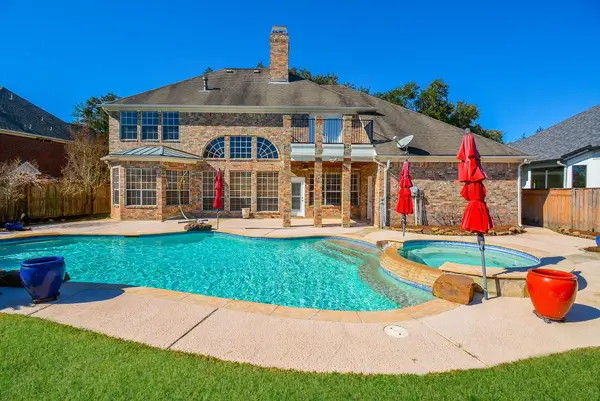 43 Fosters Green Drive, Sugar Land, TX 77479