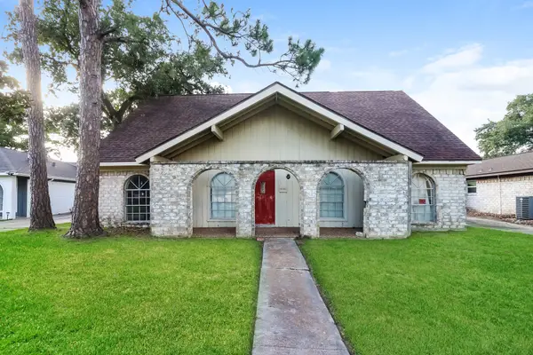 10511 Sagepine Lane, Houston, TX 77089