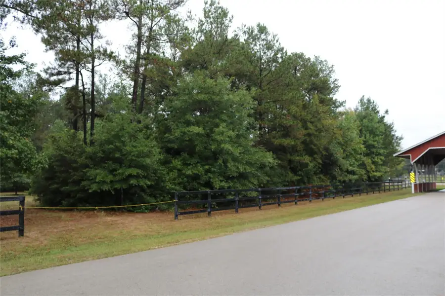 11200 Kentucky Oaks Rd, Conroe, TX 77304 - Image #2