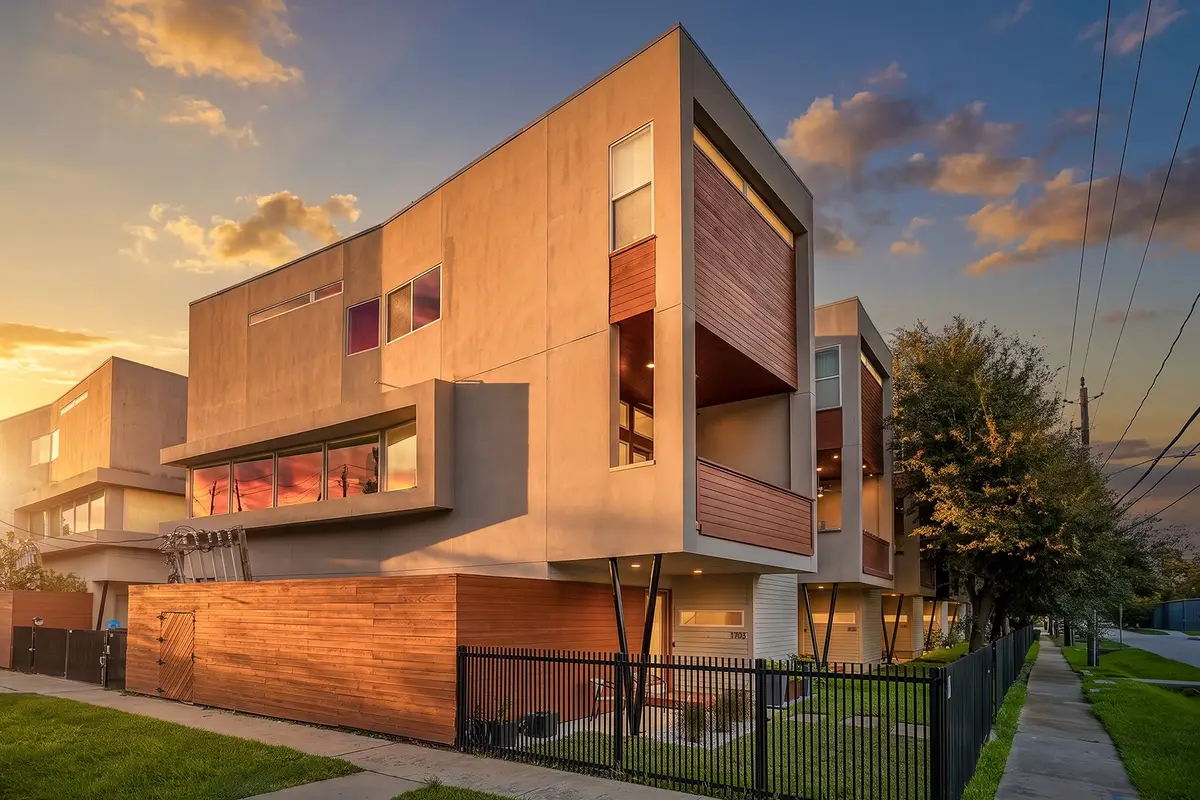 1703 Beall Street, Houston, TX 77008 - #1