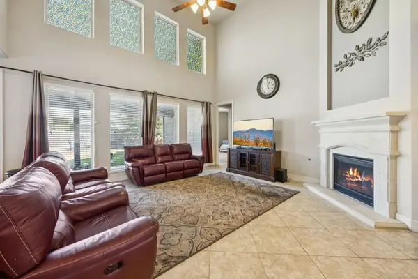 1611 Tonkawa Trail, Katy, TX 77493