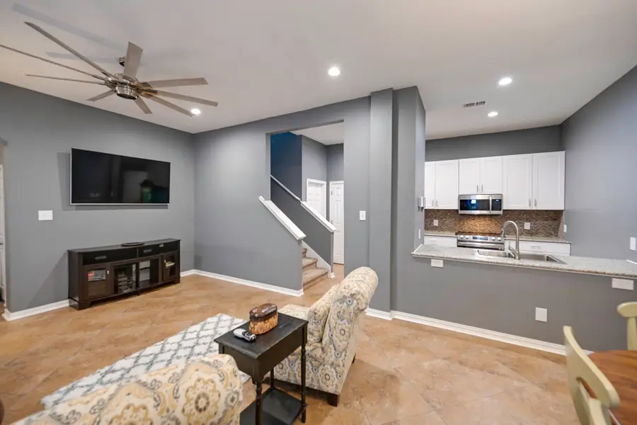 746 San Jacinto Circle, Baytown, TX 77521 - #3