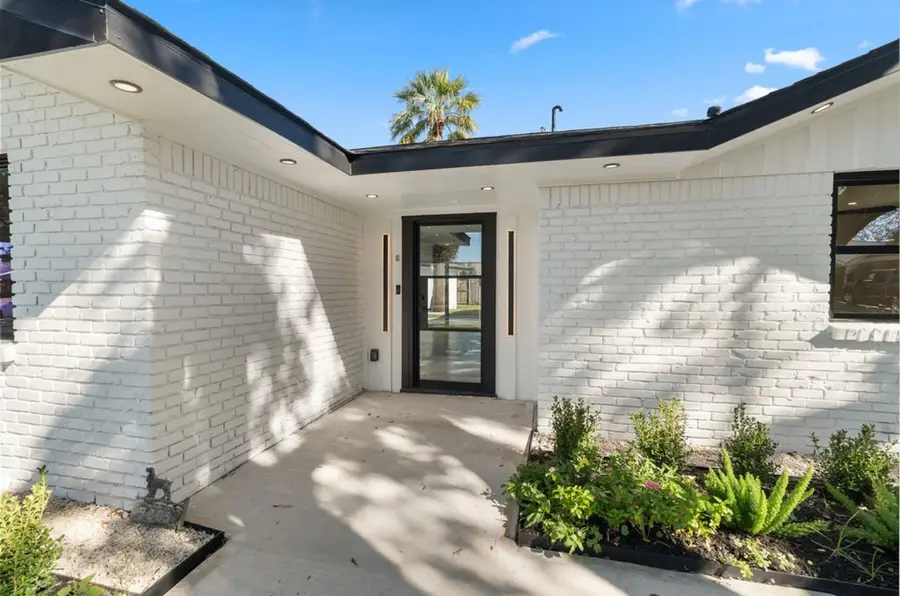 9203 Kapri Lane, Houston, TX 77025 - Image #2