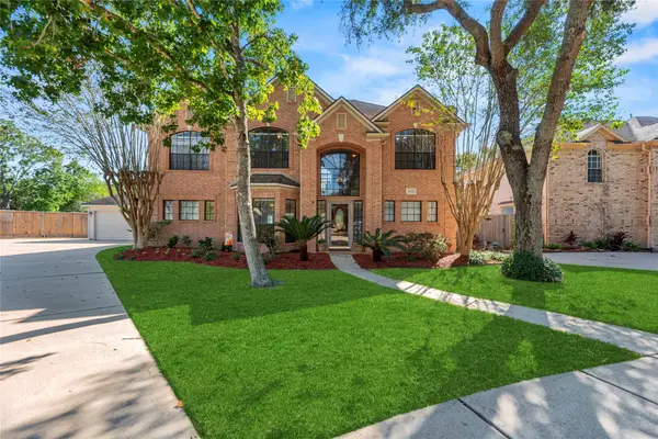 5602 Megan Street, Pearland, TX 77581