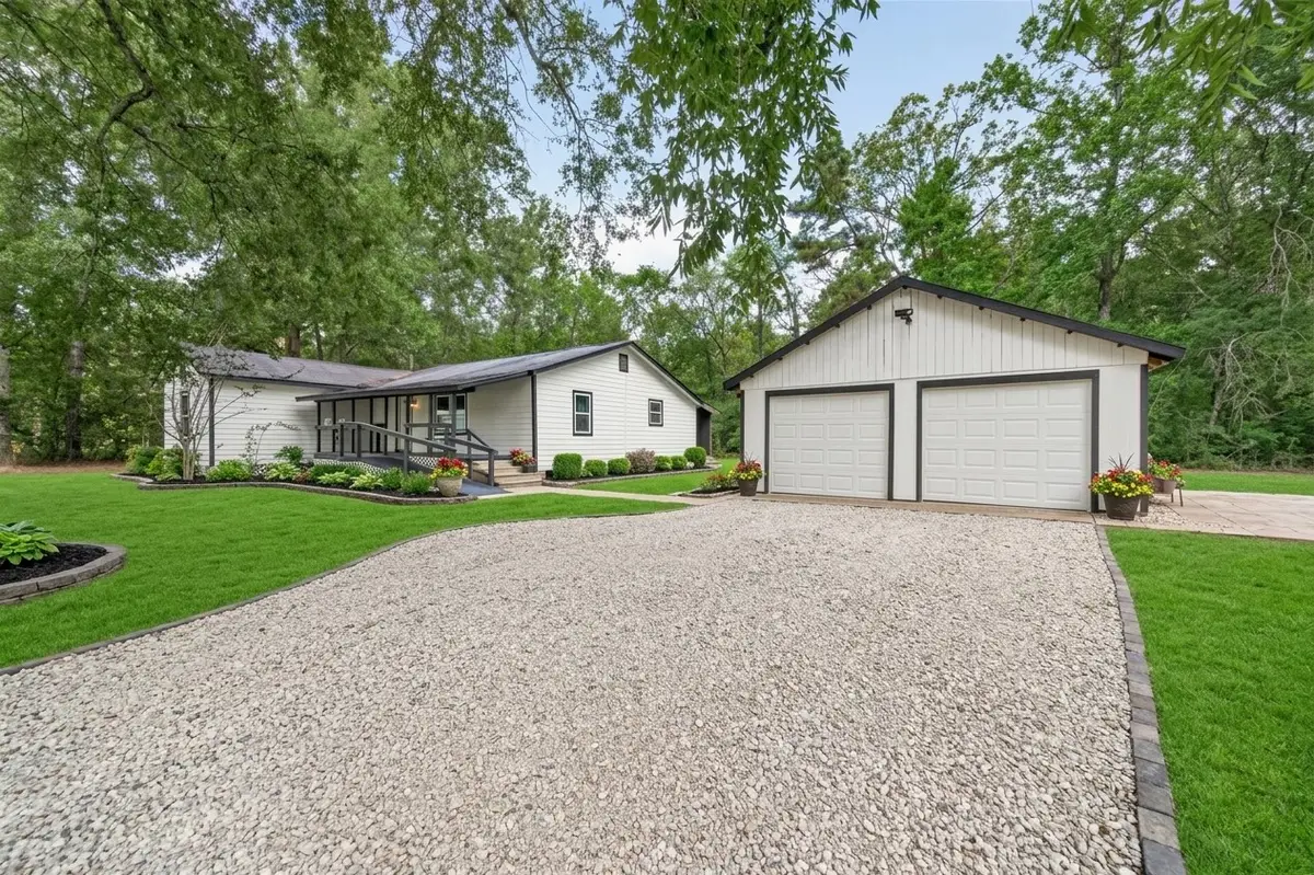 17073 Oak Grove Ln, New Caney, TX 77357 - #1